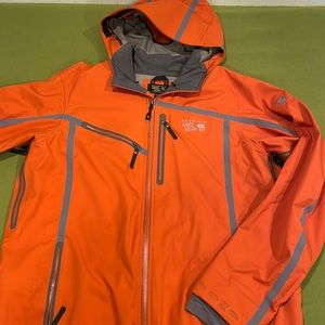 Mountain Hardwear conduit soft shell insulated wind blocker jacket